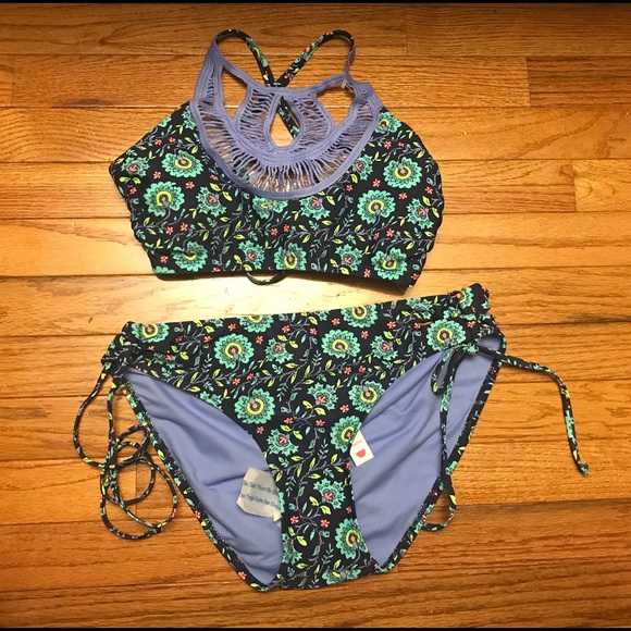 Xhilaration Other - Xhilaration halter crochet bikini
